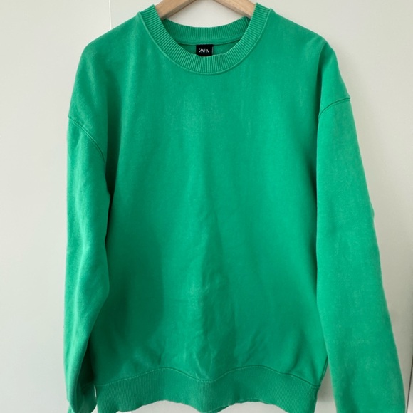 Green Crewneck - Picture 1 of 3